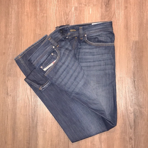 Men’s Diesel Jeans - Picture 2 of 7